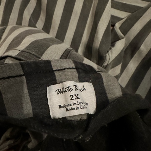White Birch black and grey striped side zip flare jeans sz 2X - Picture 3 of 4